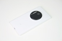 Nokia-Lumia-1020-7-