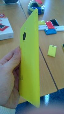 Nokia-Lumia-1520-x-3-