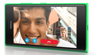 Lumia735-Skype