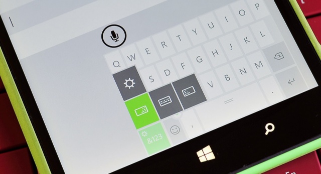 Windows-10-One-handed-keyboard-phone