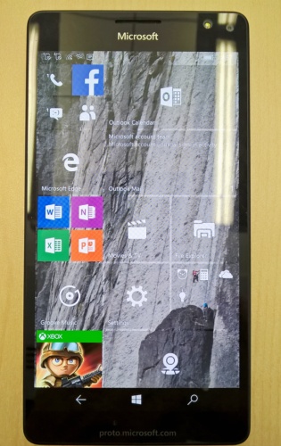 lumia-950-front-clear