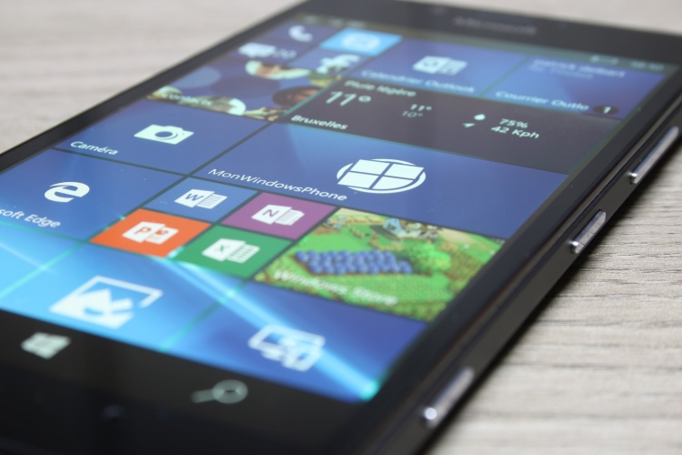 Microsoft-Lumia-950-23-