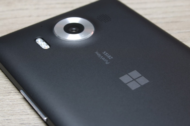Microsoft-Lumia-950-25-