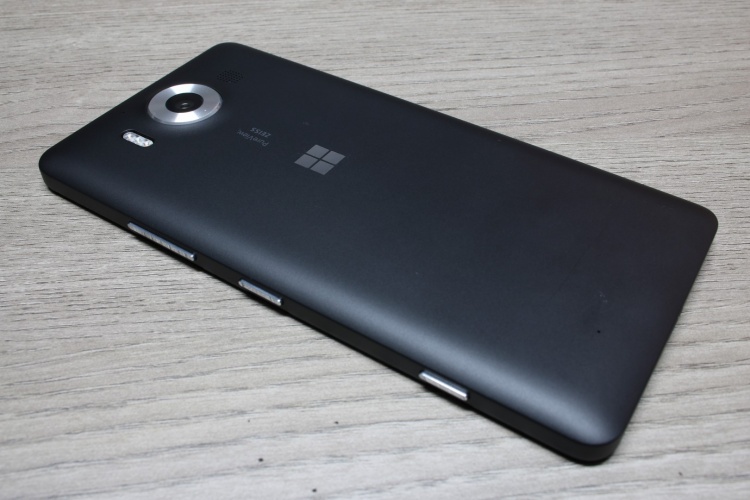 Microsoft-Lumia-950-26-