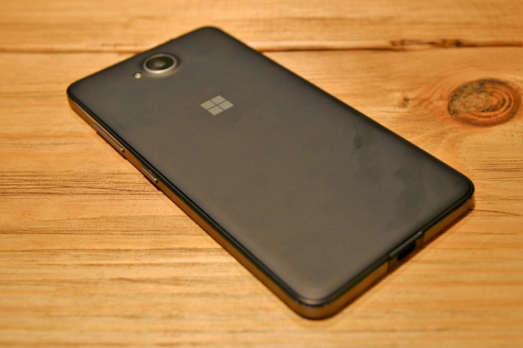 Lumia-650-2-